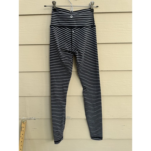 Lululemon Stripe Leggings Yoga Athleisure Pilates Women's Size 2 - Picture 2 of 7